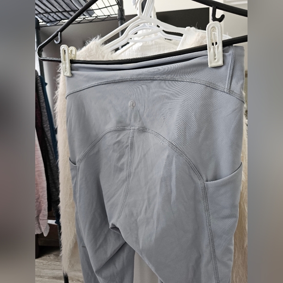 Lululemon Power Thru Tight 25" - Picture 4 of 4